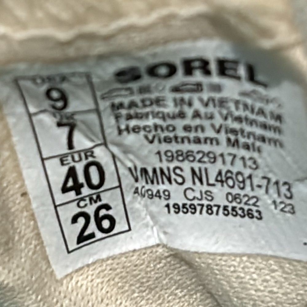 Sorel Women’s Kinetic Breakthru Tech Lace NIB Endive/Bleached Ceramic - Picture 10 of 11